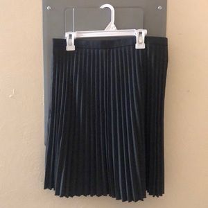 Loft Outlet Charcoal Pleated Skirt